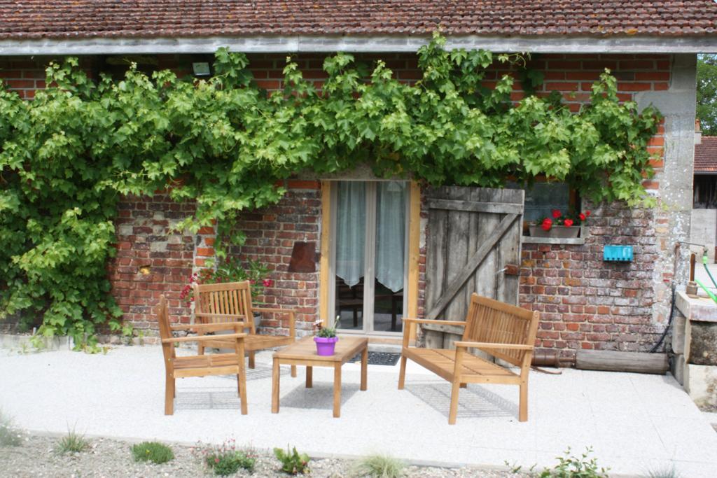 Bed and Breakfast Au Passage Des Grues Drosnay Camera foto