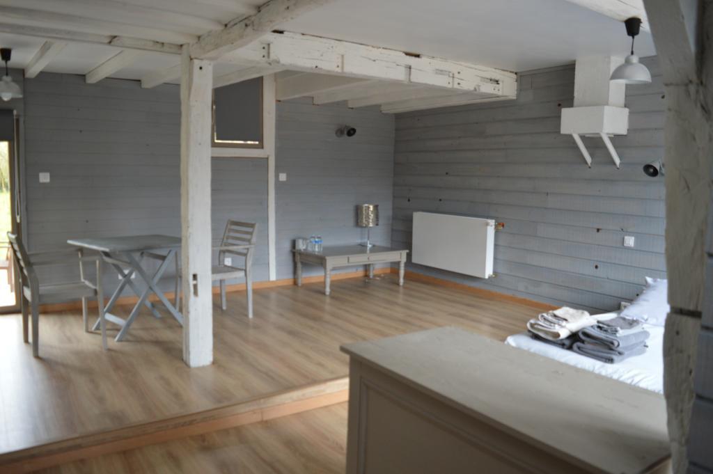 Bed and Breakfast Au Passage Des Grues Drosnay Esterno foto